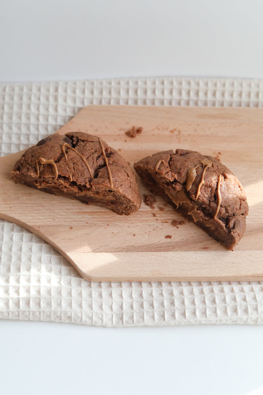 L'obscur praliné - Chocolat noir et insert praliné amande-noisette